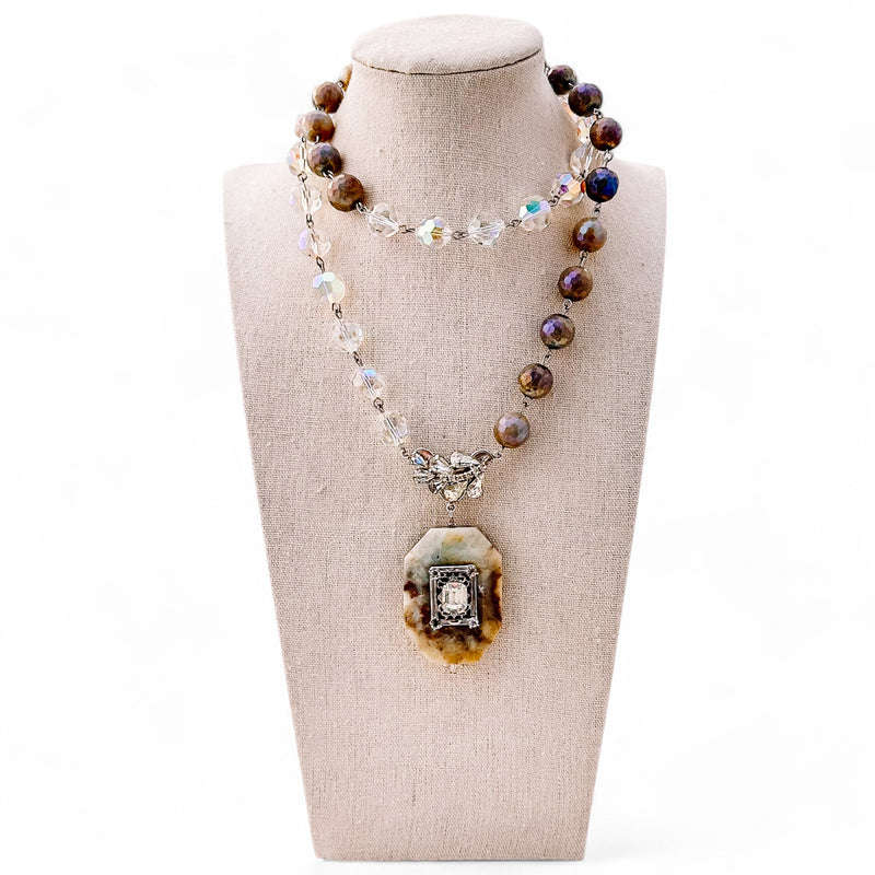 Very Demure Beaded Bauble Necklace