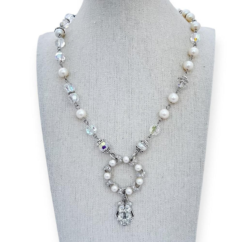 Pearl Wreath Beaded Necklace