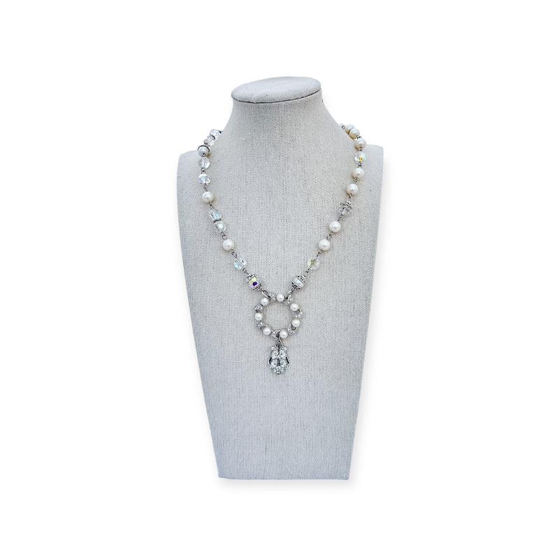 Pearl Wreath Beaded Necklace