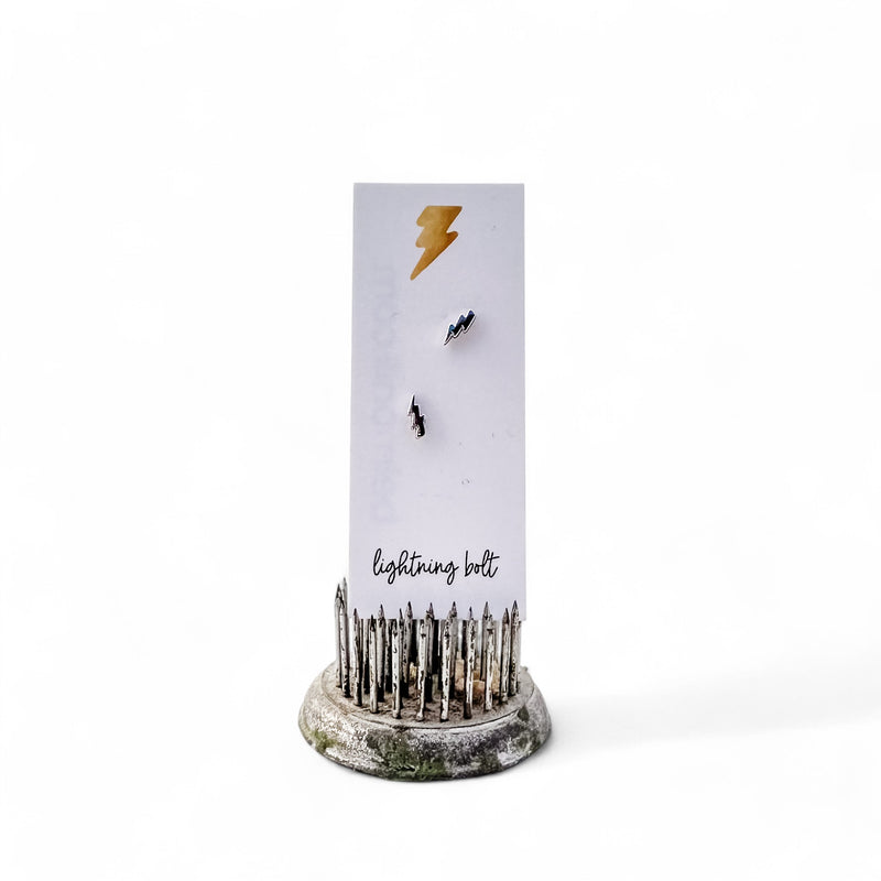 Lightning bolt stud earring